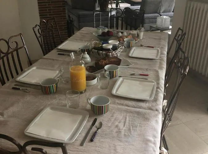 Couette-café Alcôve Confort 3*